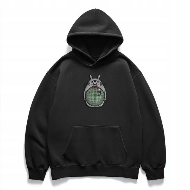 Czarna bluza hoodie oversize z Totoro - minimalistyczny haft anime
